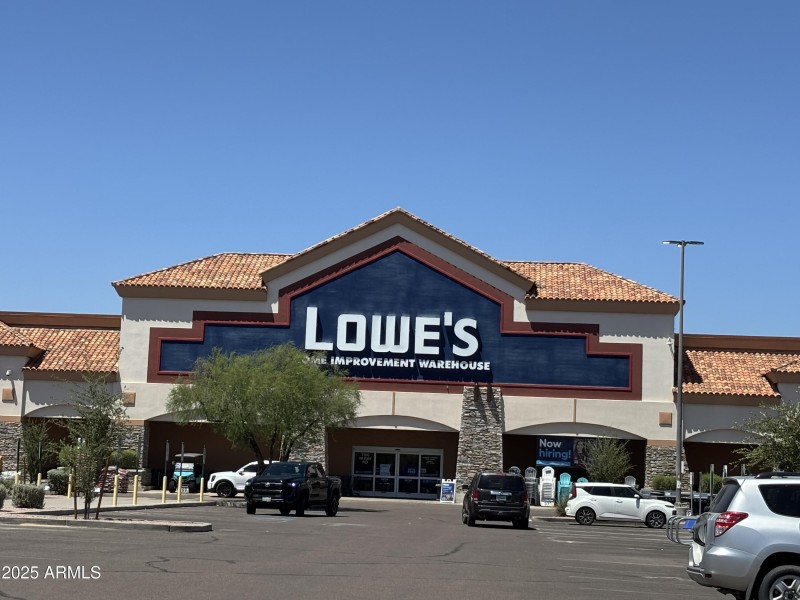 Lowes