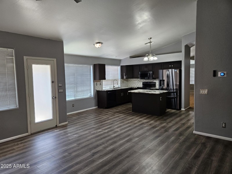 20250804_112219_resized