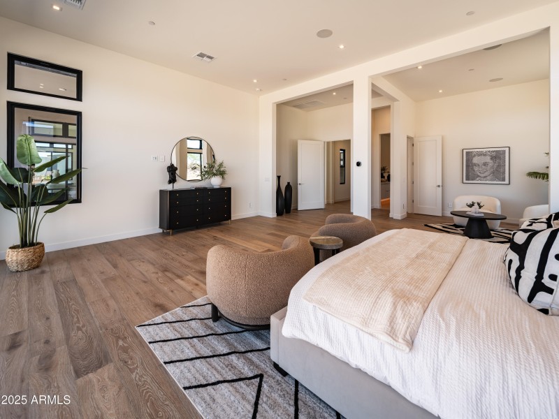 Primary Suite W Goregous Floors