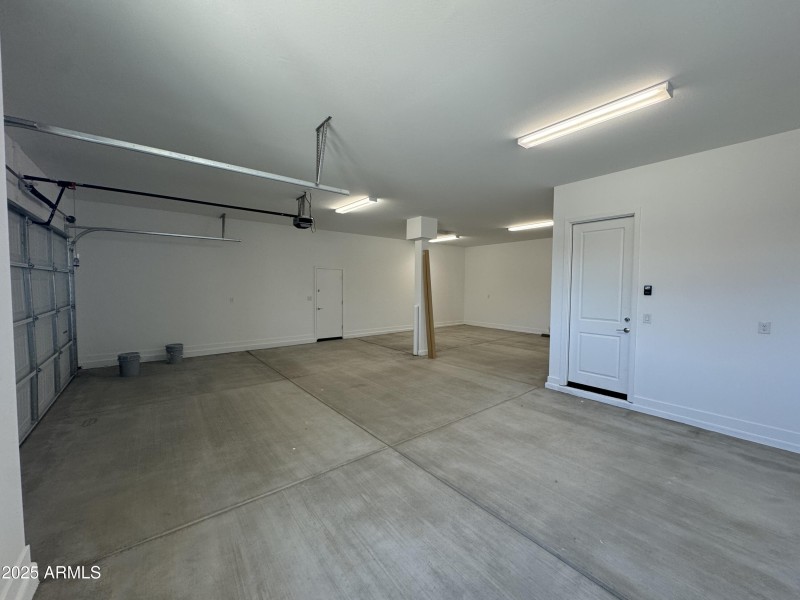 P18 Lot 25 Garage
