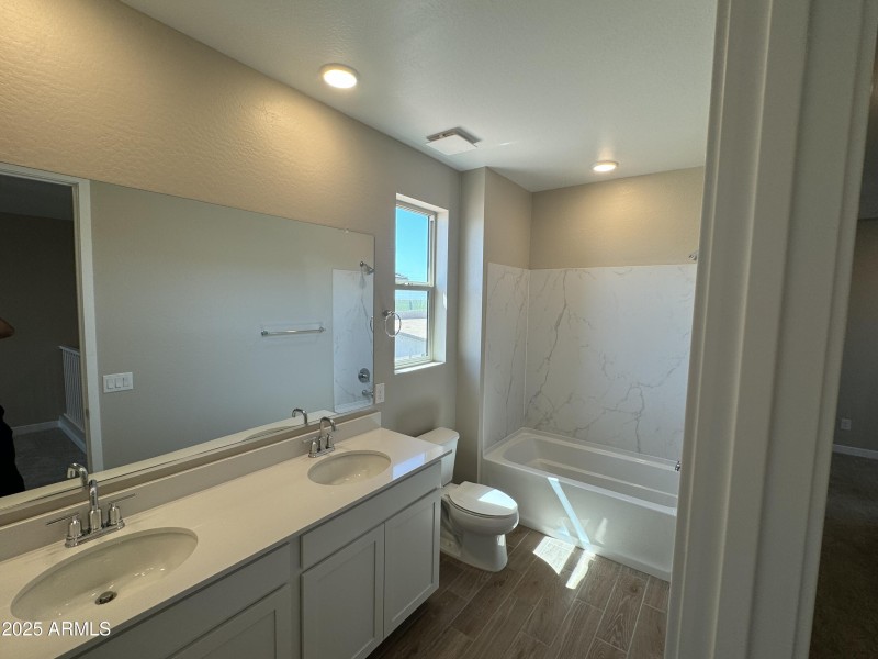 P18 Lot 25 Bath 3