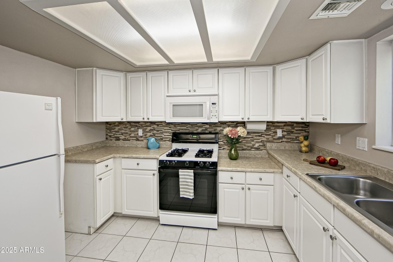 LL Kitchen