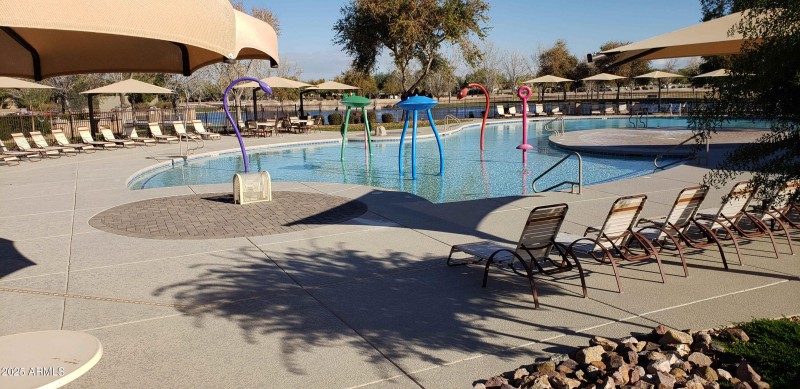Pool-