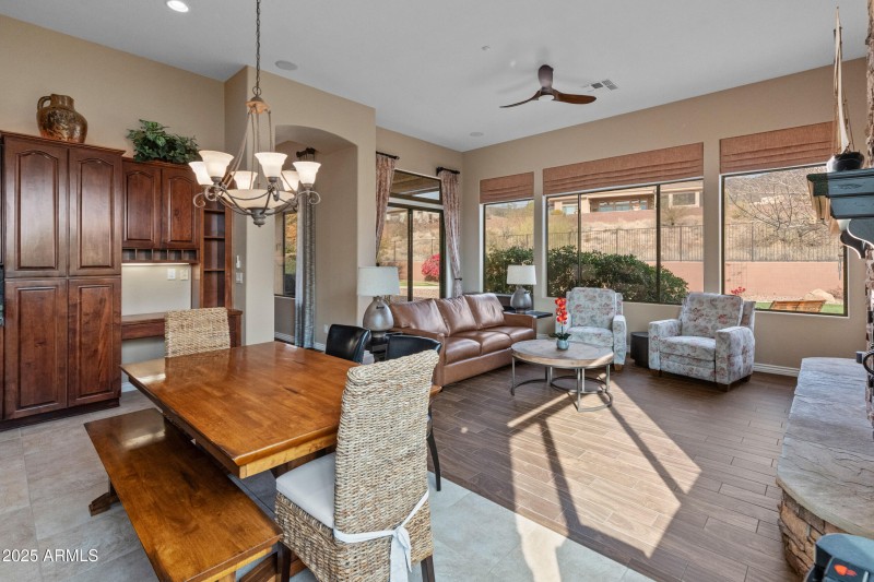 42034 N Harbour Town Ct-40