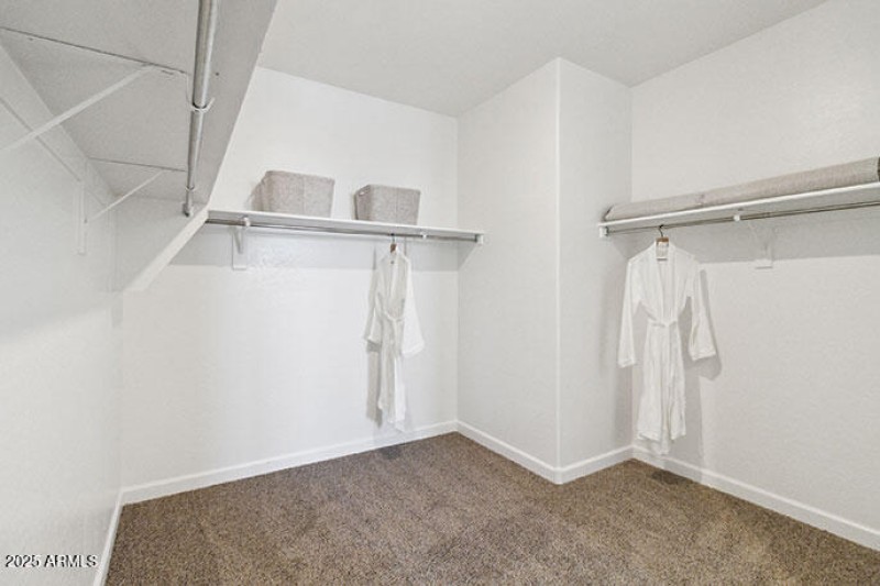 08_Closet