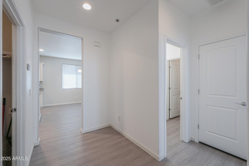 Hallway /laundry
