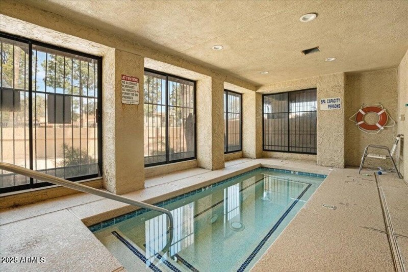 El caro hot tub