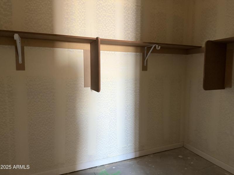 15.primarycloset
