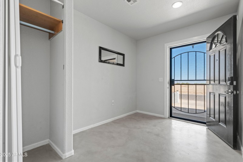 2 Interior-2