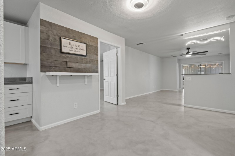 2 Interior-4