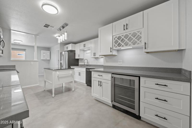 2 Interior-6