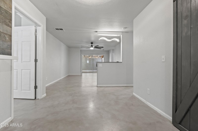 2 Interior-17