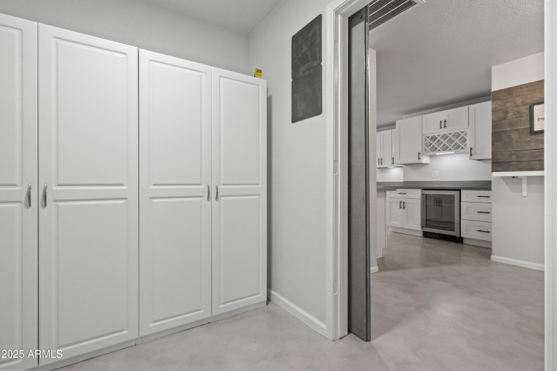 2 Interior-29