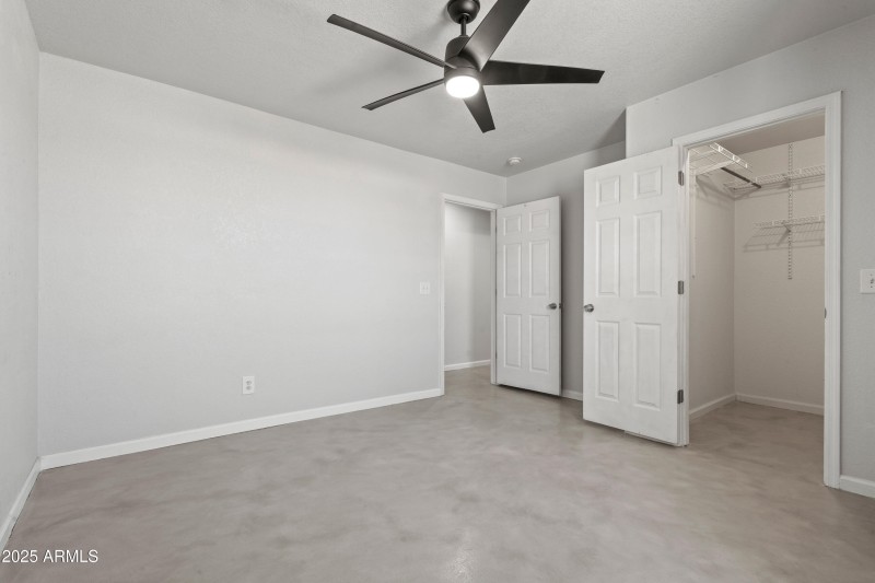 2 Interior-38