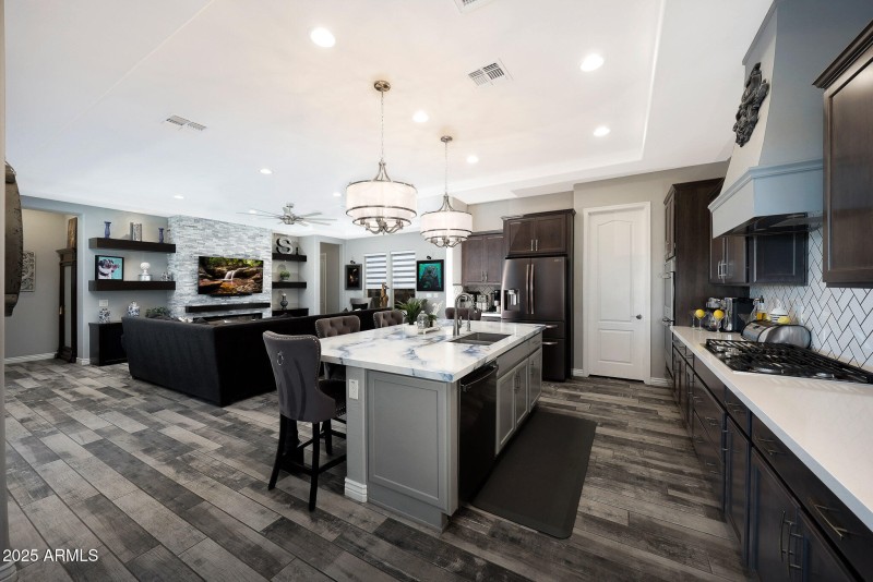 Walk in pantry