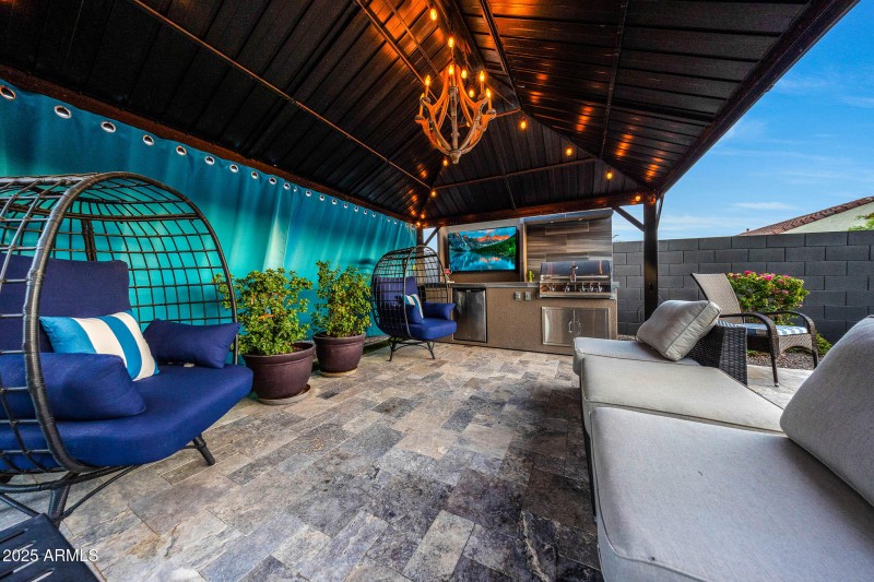 Lounge area Pergola