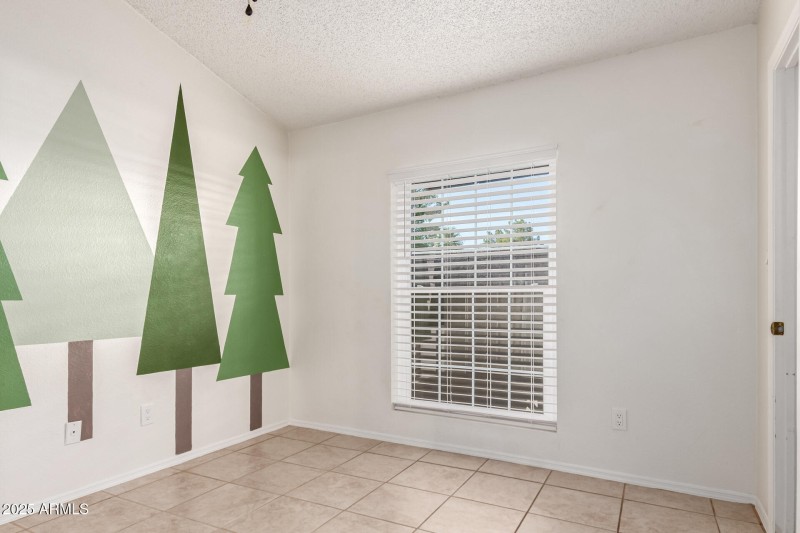 bedroom secondary