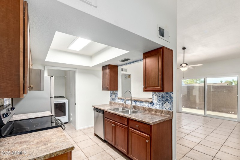 Kitchen 2