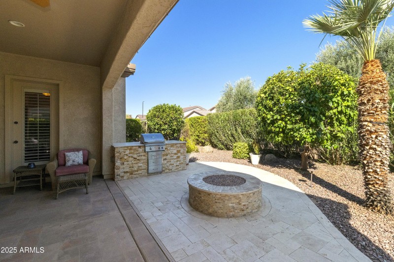 4430 E-032-051-DLB 2447-MLS_Size