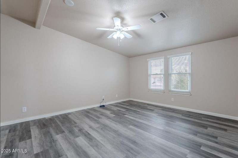 Guest Bedroom2