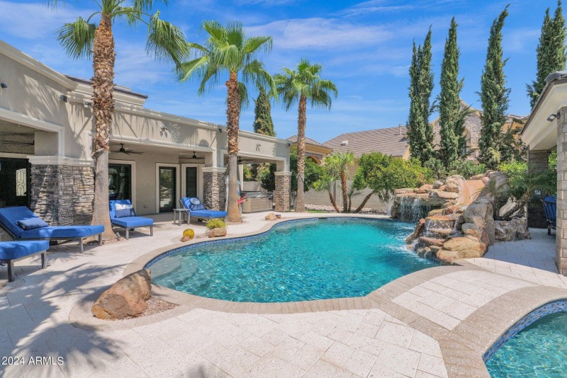 private oasis