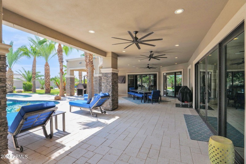 exterior lounge