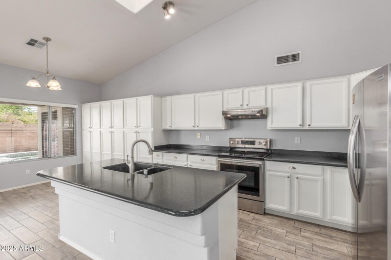 Tons of cabinets