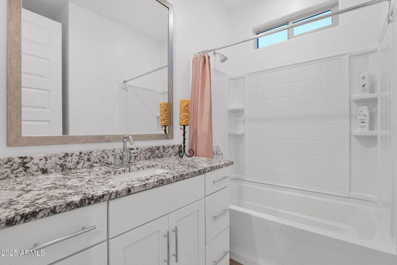 6-web-or-mls-P1258012