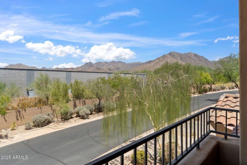 Balcony Views!