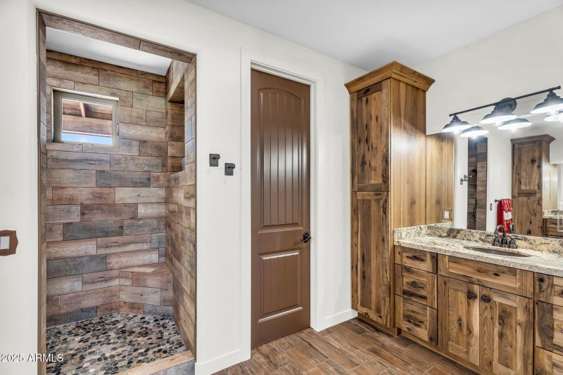 Primary En Suite