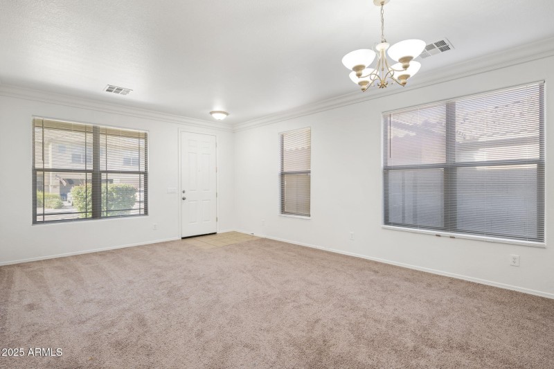 7-web-or-mls-2261-w-mila-way