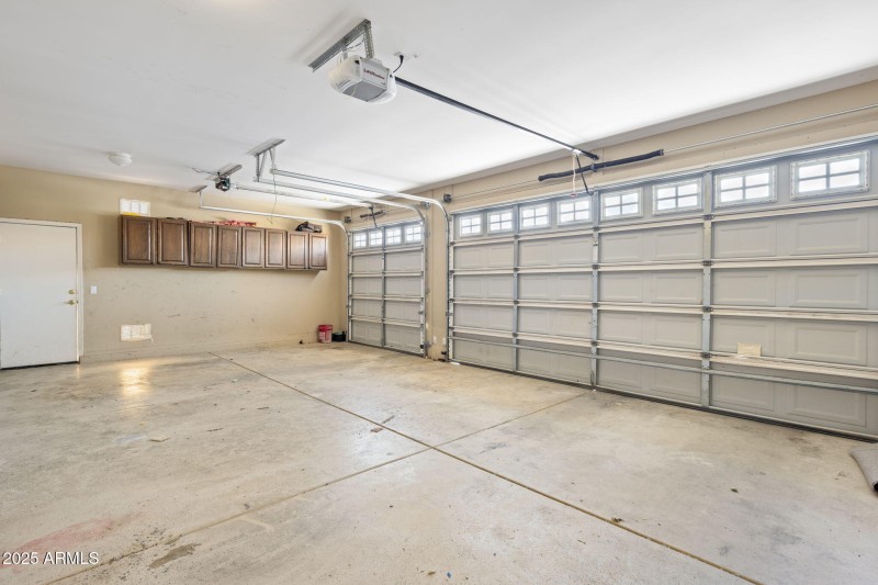 35-web-or-mls-2261-w-mila-way