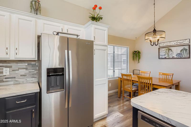 1633 E Lakeside Dr 108 - MLS Sized - 022