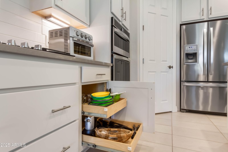 kitchen pull outs pots and pan drawers