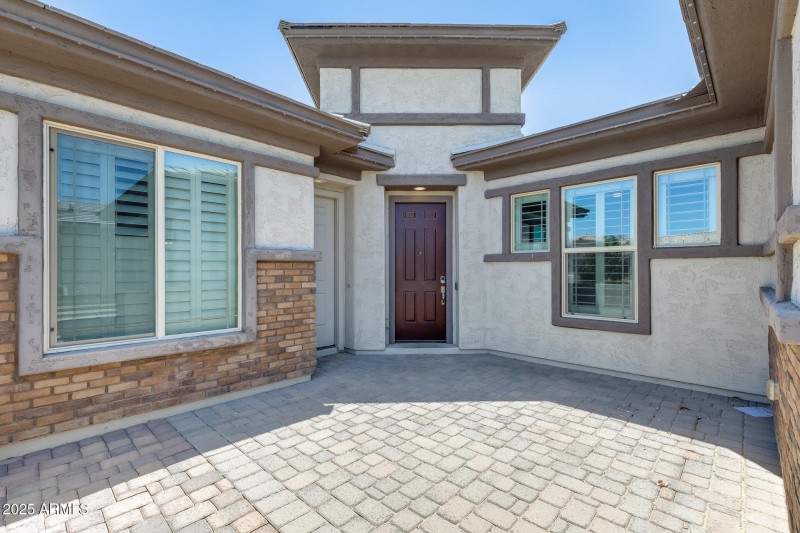 Private Courtyard