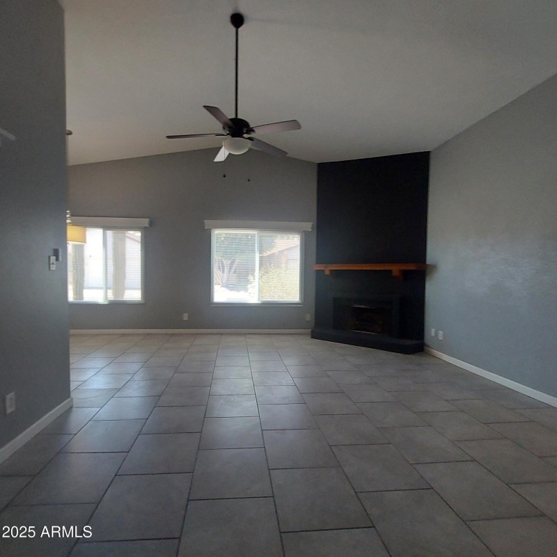 14076 N. 26th Ave. PICS21