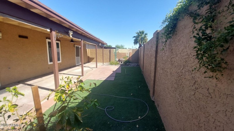 14076 N. 26th Ave. PICS34