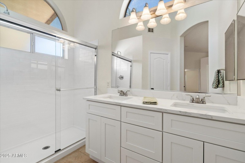 Primary bath