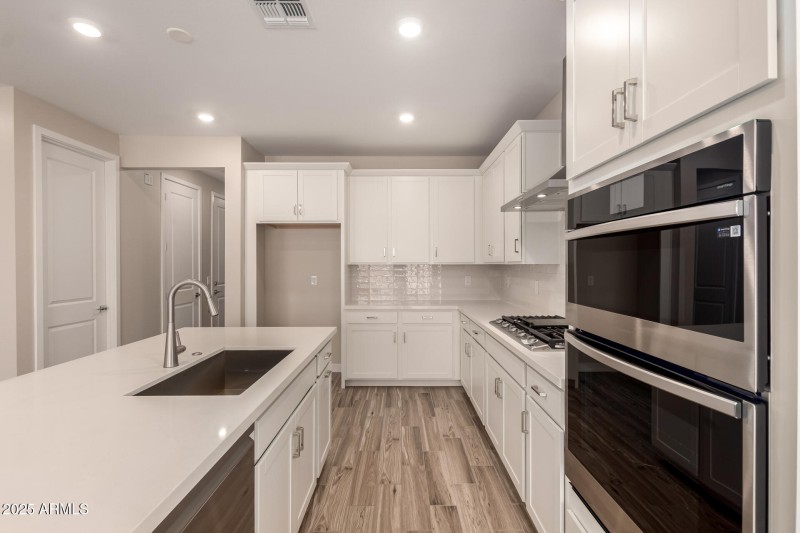 14 - 89th 530
