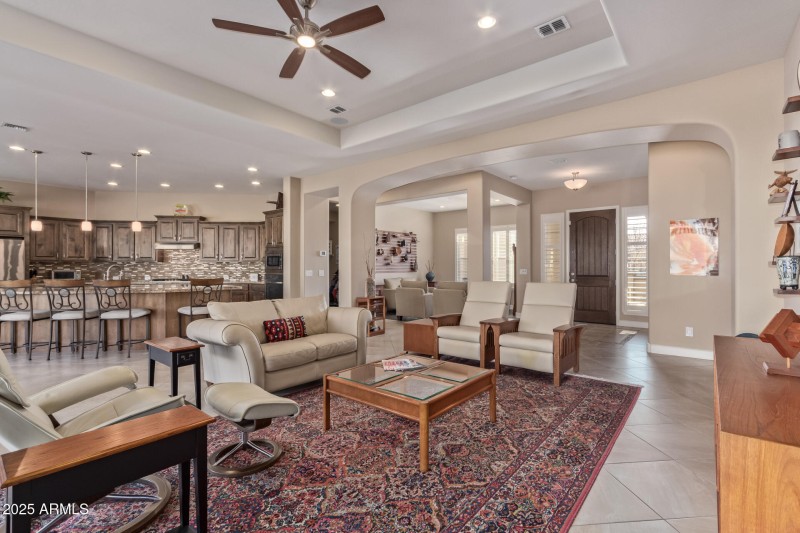 The great room has tray ceiling