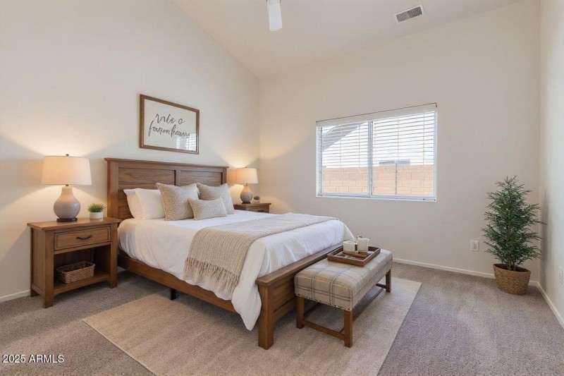 Nice sized bedroom