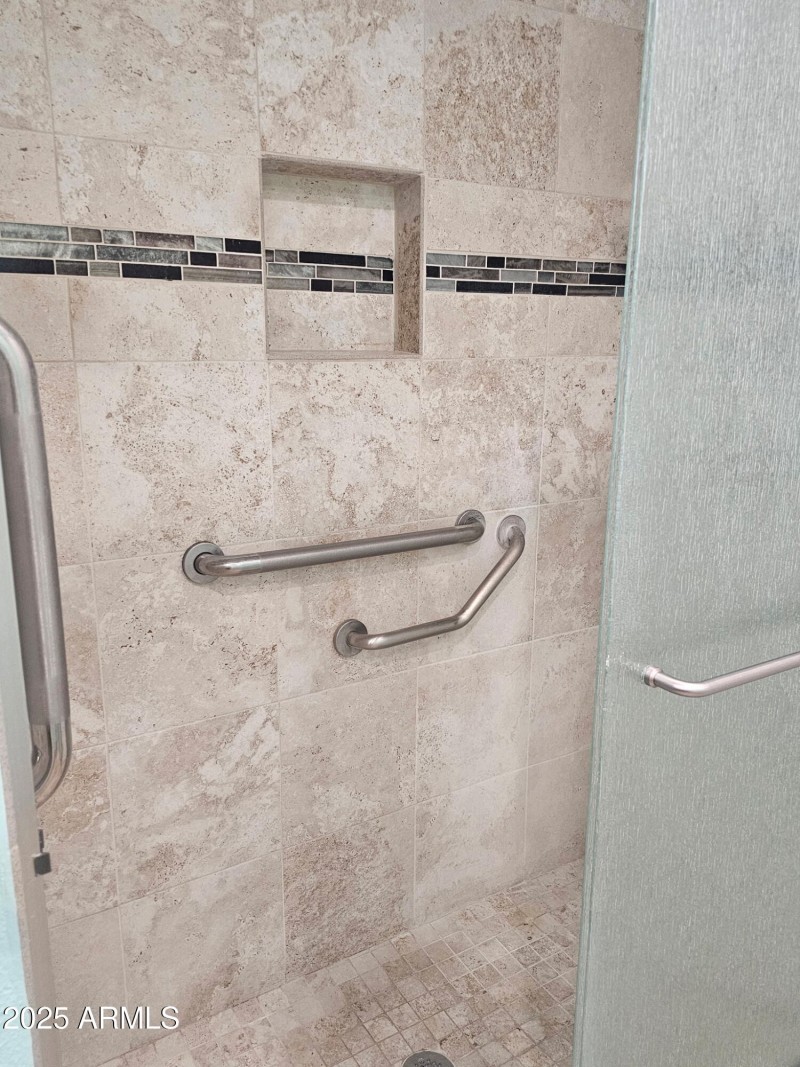 original-DF371CFD-6D95-441D-9EE5-23134DF