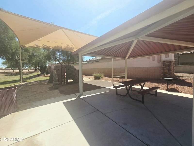 COMMUNITY PARK