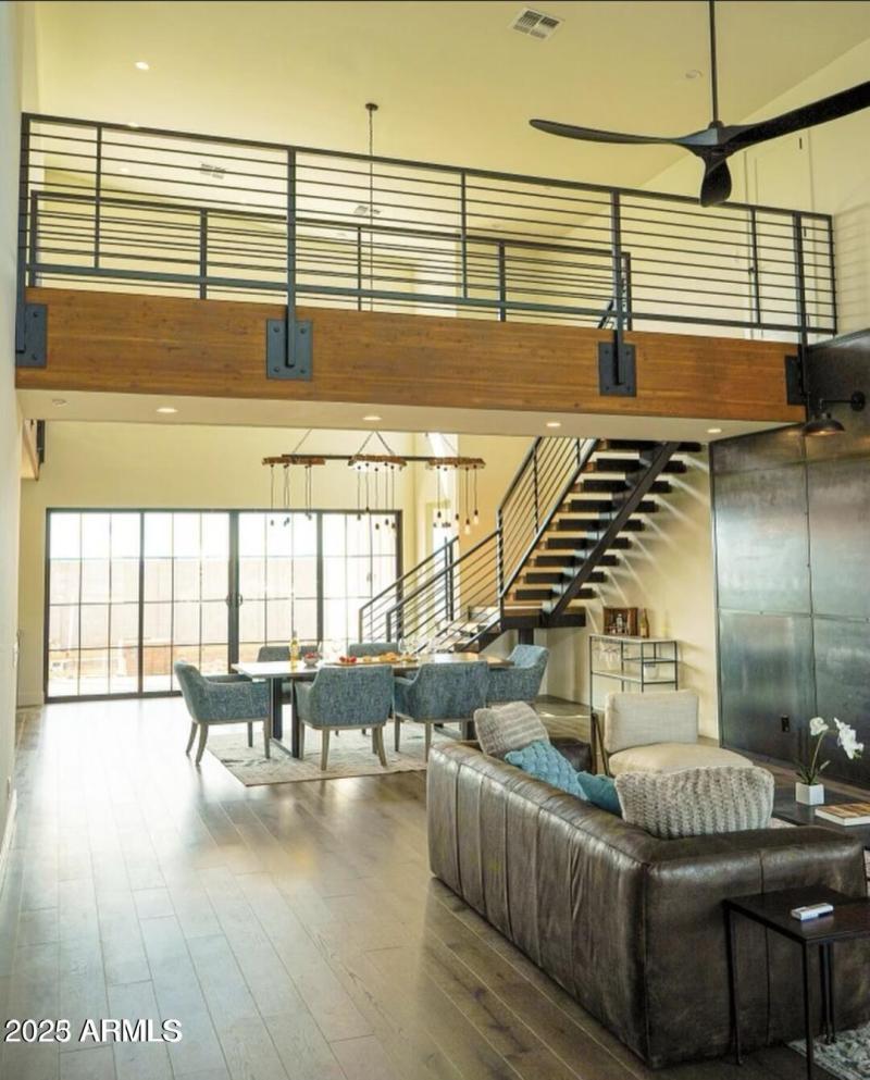 20230330211837268717000000-o