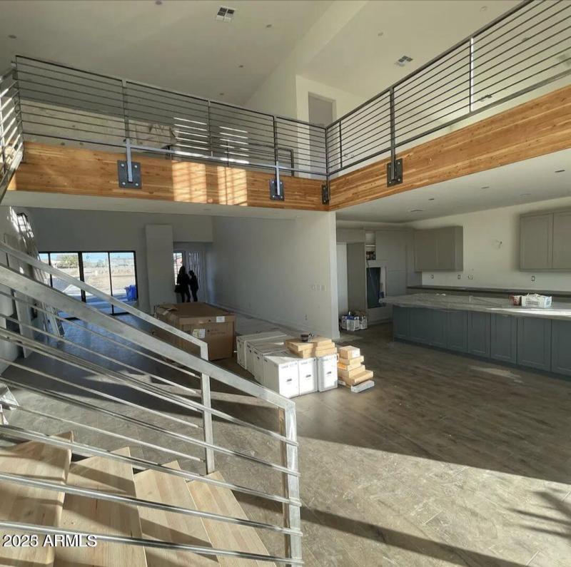 20230330211924105588000000-o