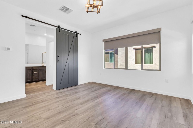 776 E Doral Ave-21
