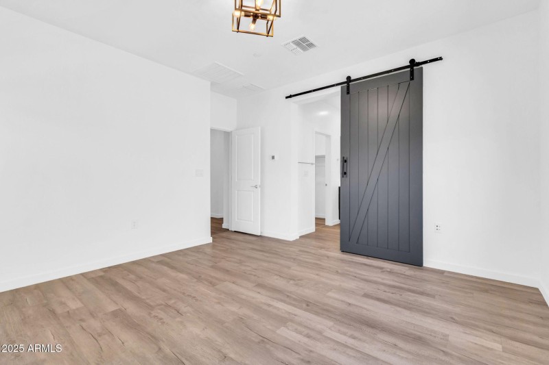 776 E Doral Ave-22