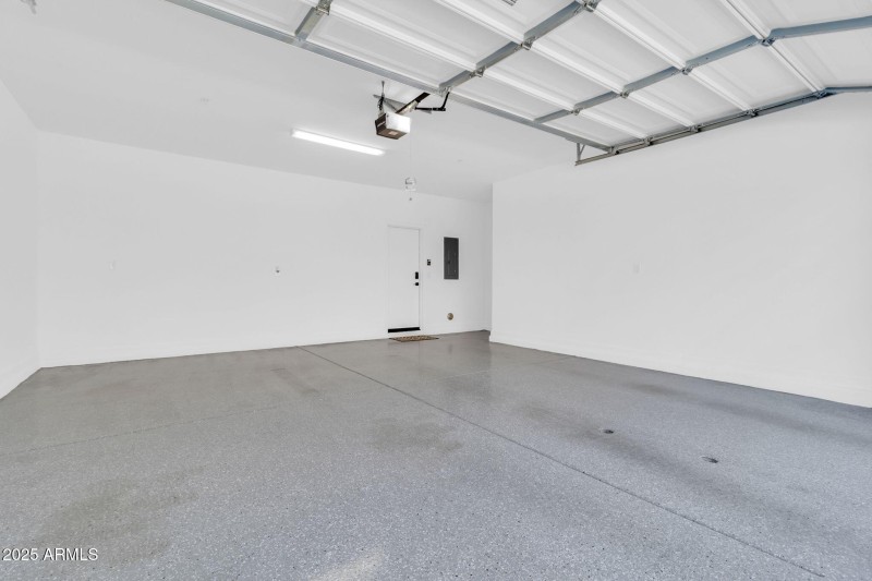 776 E Doral Ave-33