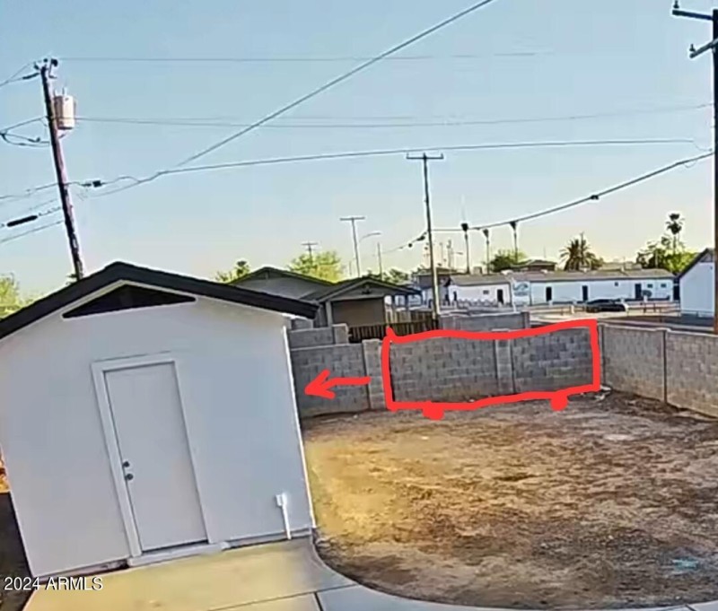 Opt. Larger rear alley gate. Xtra fee