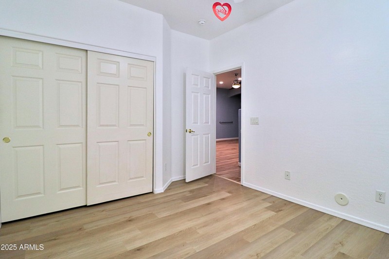 Bedroom2-2